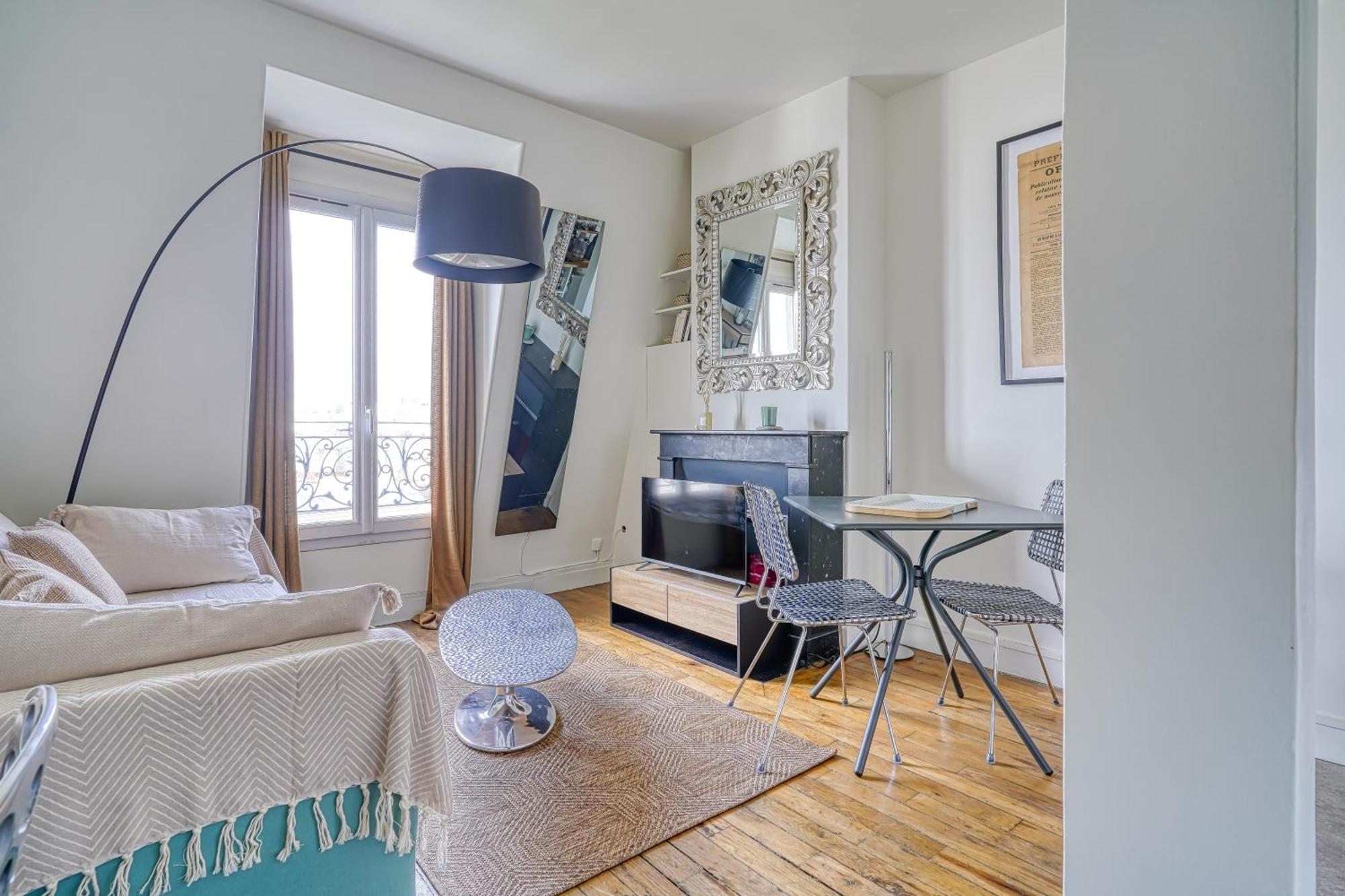 F2 Parisien - Pere Lachaise Apartment *